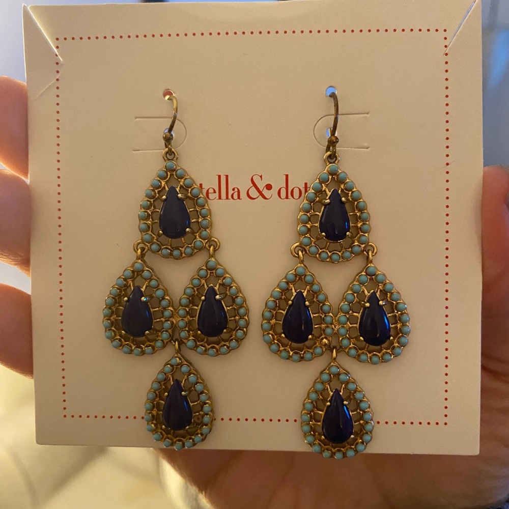 Stunning chandelier earrings from Stella & dot